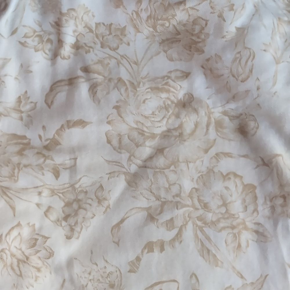Talbots Cream and Tan Floral  Jeans - Picture 6 of 9